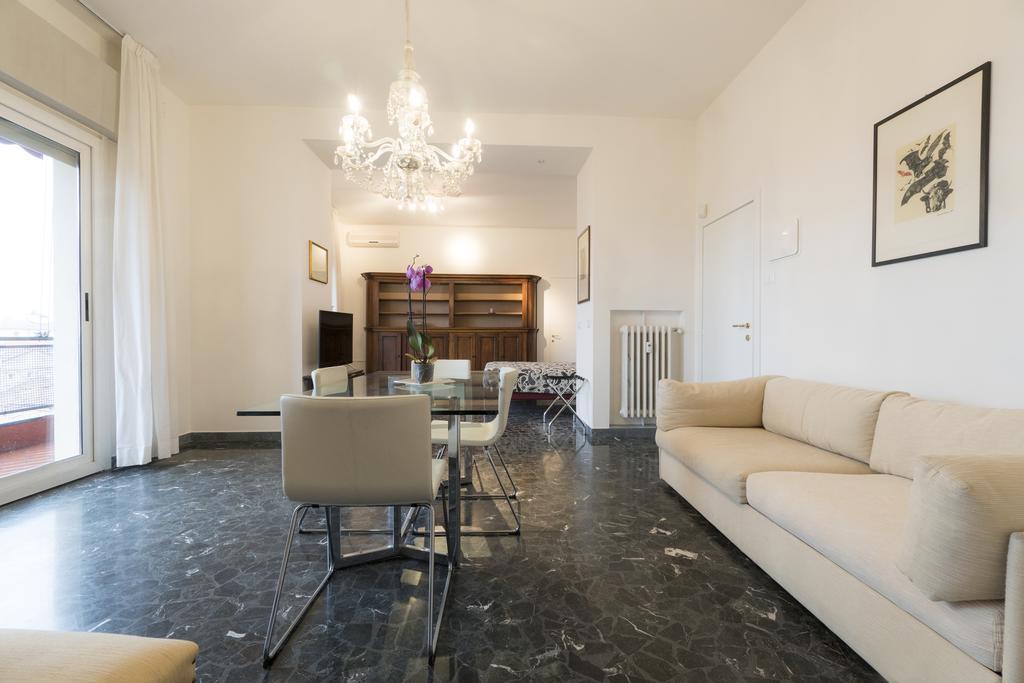 Residence Railway By Studio Vita Bologna Buitenkant foto