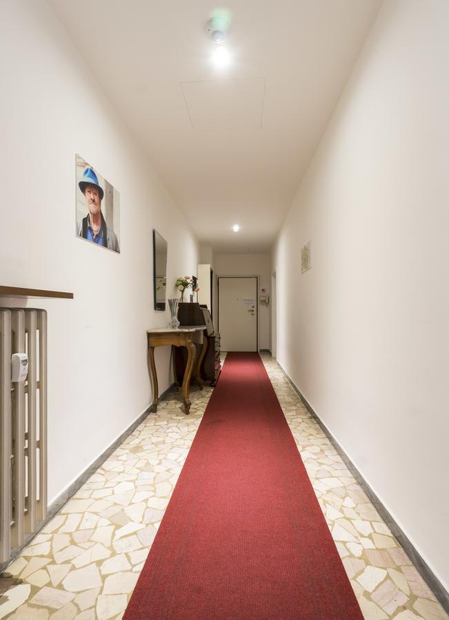 Residence Railway By Studio Vita Bologna Buitenkant foto