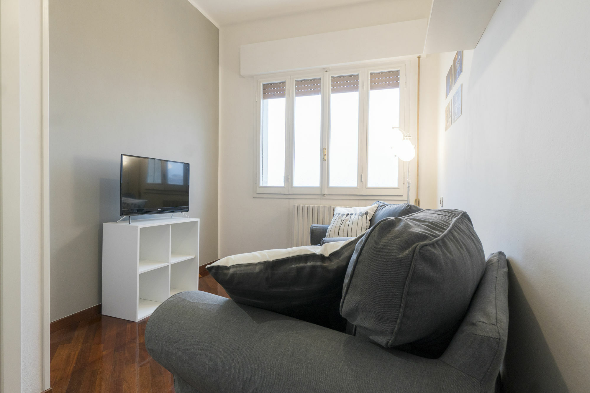 Residence Railway By Studio Vita Bologna Buitenkant foto