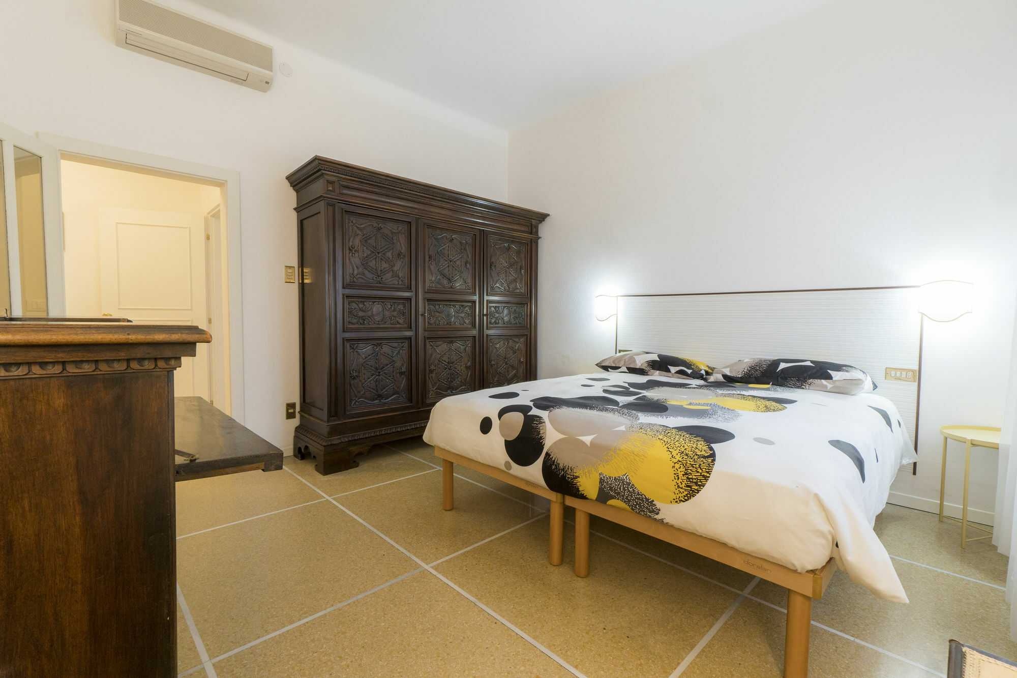 Residence Railway By Studio Vita Bologna Buitenkant foto